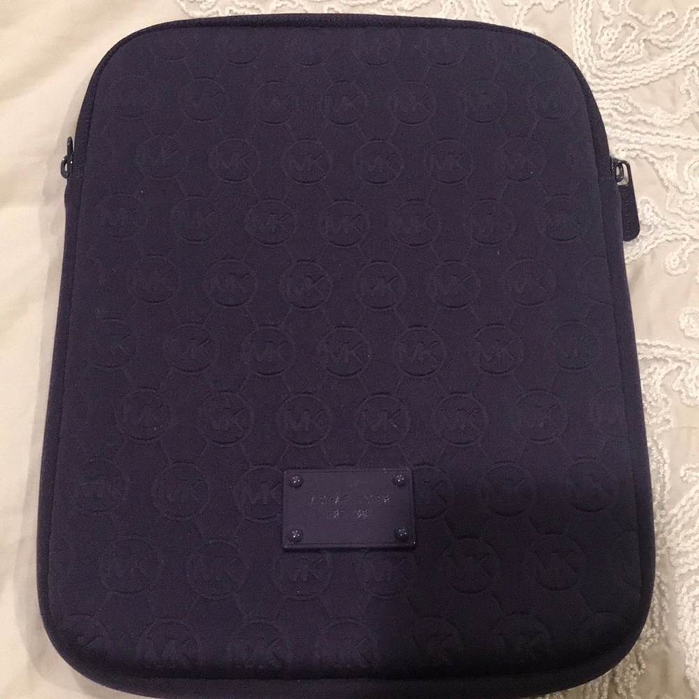 I pad case